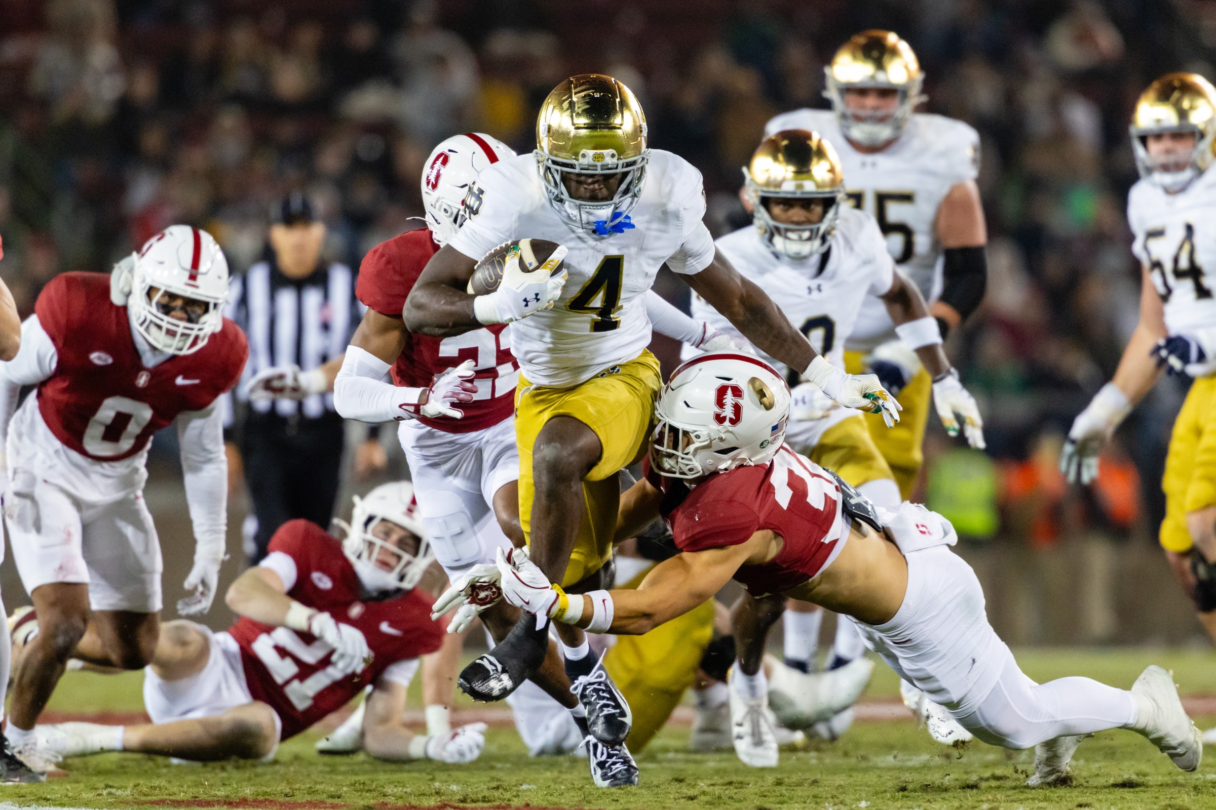 PALO ALTO, CA - NOVEMBER 29: Jeremiyah Love #4 of the Notre Dame Fighting Irish runs the ball during a game against the Stanford Cardinal on November 29, 2025 at Stanford Stadium in Palo Alto, CA. (Photo by Matthew Huang/Icon Sportswire via Getty Images)