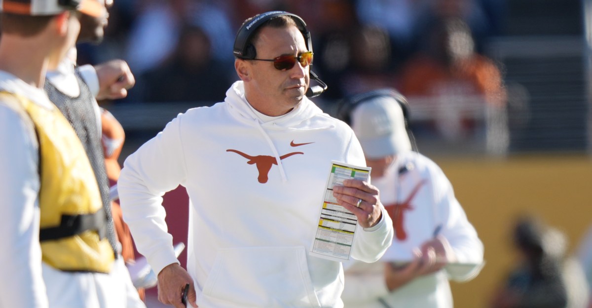 Longhorns Daily News: How high are the stakes for Texas football in 2026?