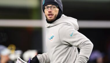 Chargers hope Mike McDaniel can ignite offense