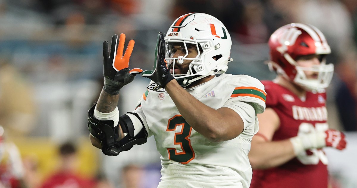 Patriots draft target: ED Akheem Mesidor scouting report, bio, outlook