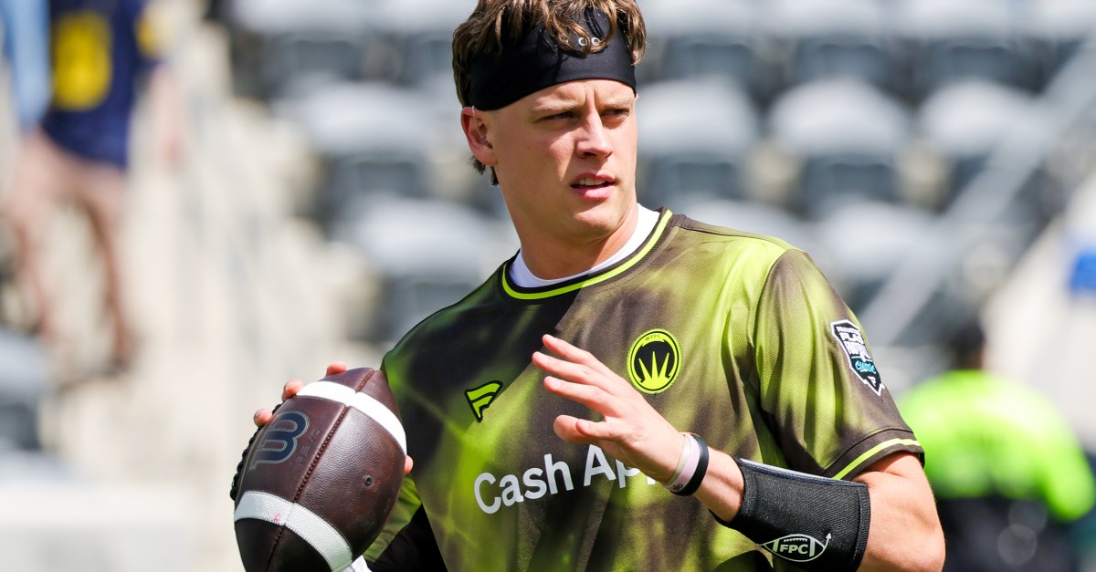 Bengals News (4/1): Zac Taylor reacts to Joe Burrow playing flag football