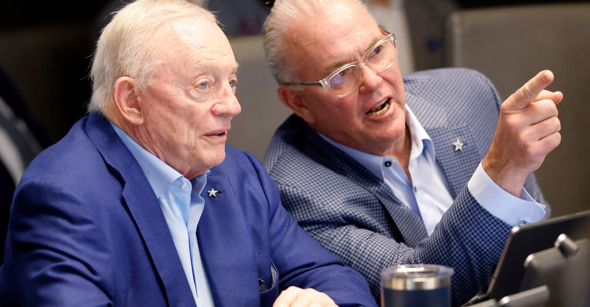 Dallas Cowboys want to keep pick 20 overall in NFL draft trade