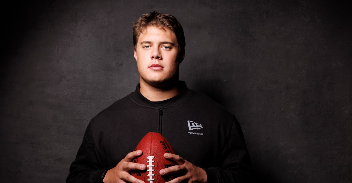 8 thoughts on the Patriots drafting OT Caleb Lomu