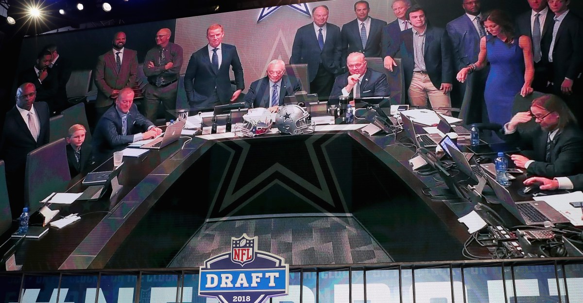 Dallas Cowboys draft: 3 possible draft day trade ups in the 1st round