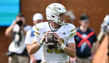 Falcons, Panthers to host QB Haynes King for visits