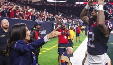 Texans prepare to “set the market”