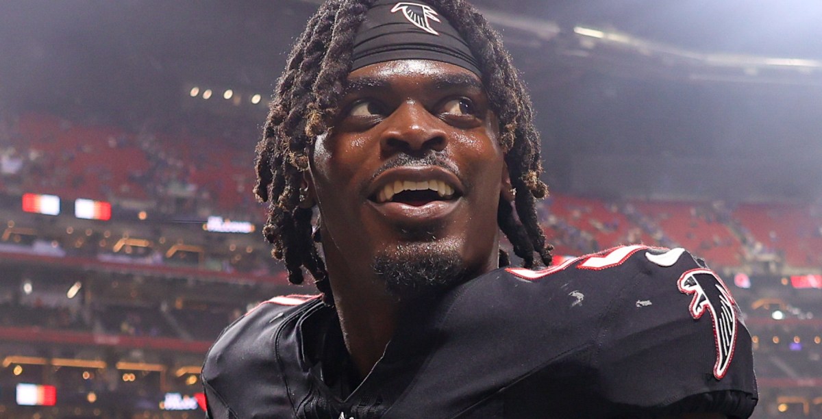 Falcons free agency 2026: Atlanta re-signs DeAngelo Malone to 1-year deal