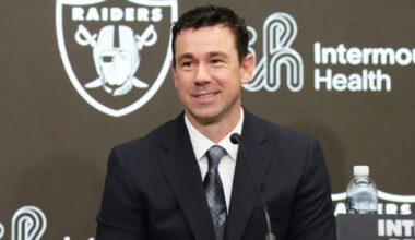Kubiak reflects on failed Ravens trade, having Crosby back with Raiders
