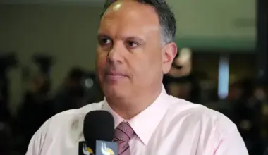 Former Jets GM pitches wild draft day idea that Giants need to totally ignore image