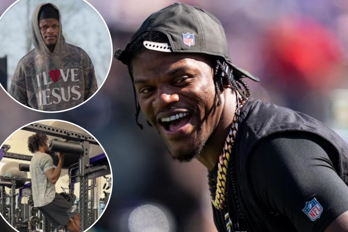 Lamar Jackson partakes in Ravens' voluntary workout in telling sign for new era