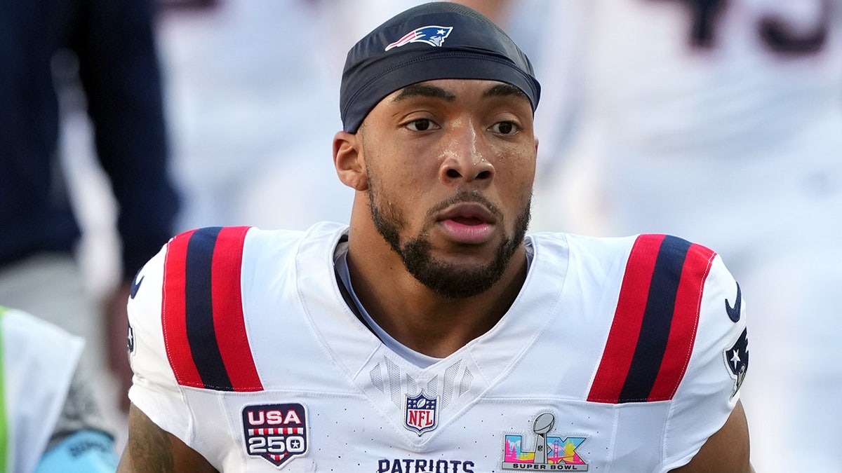 TreVeyon Henderson looks on