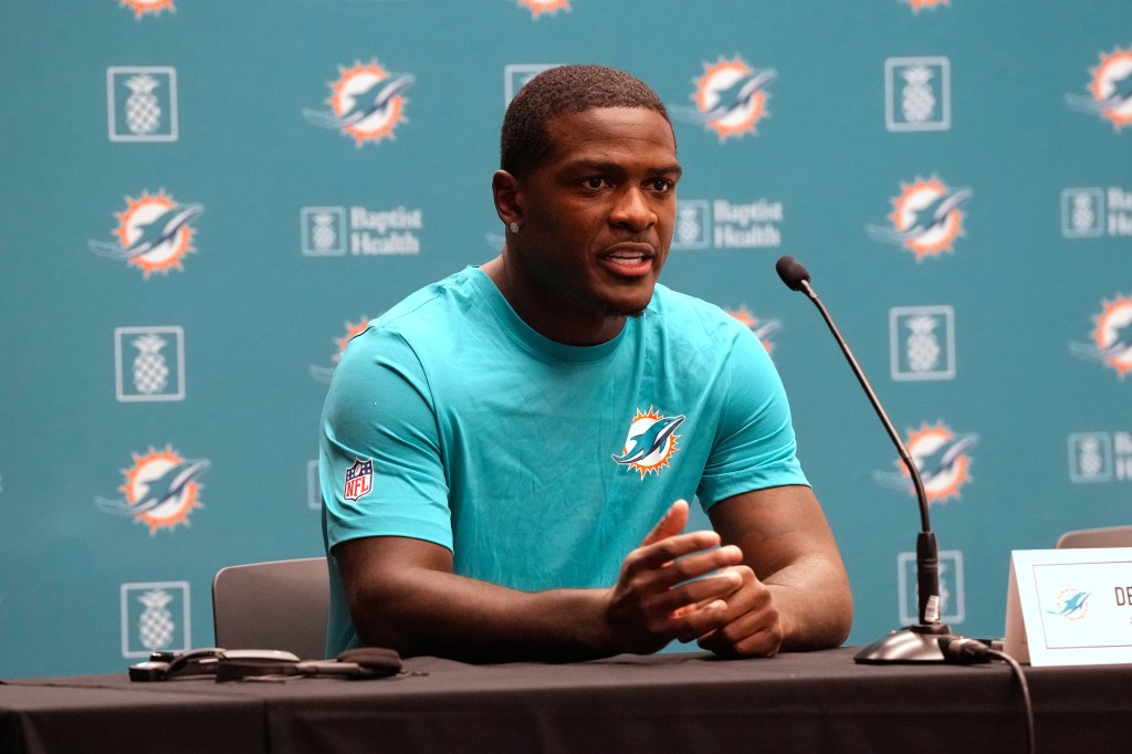 Dolphins' De'Von Achane not present for offseason workouts