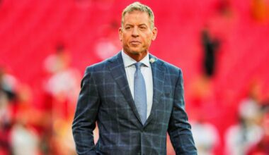 Troy Aikman Takes Direct Shot At Dallas Cowboys While Talking About His New Job With The Miami Dolphins