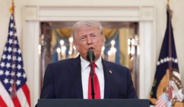 President Trump to sign executive order aimed at regulating college sports