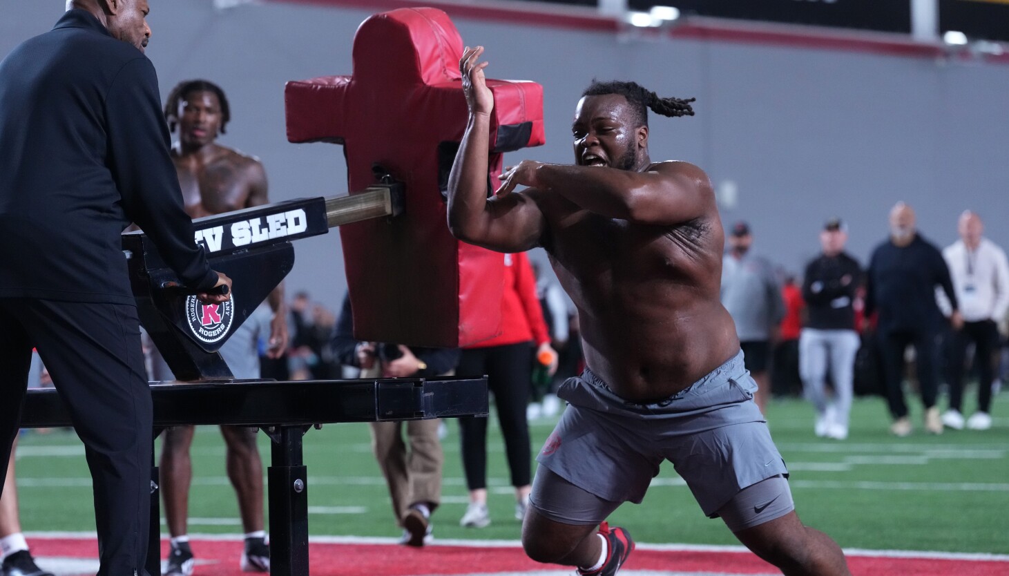 Bears GM Ryan Poles must put away persistent problems on offensive, defensive lines in 2026 NFL Draft