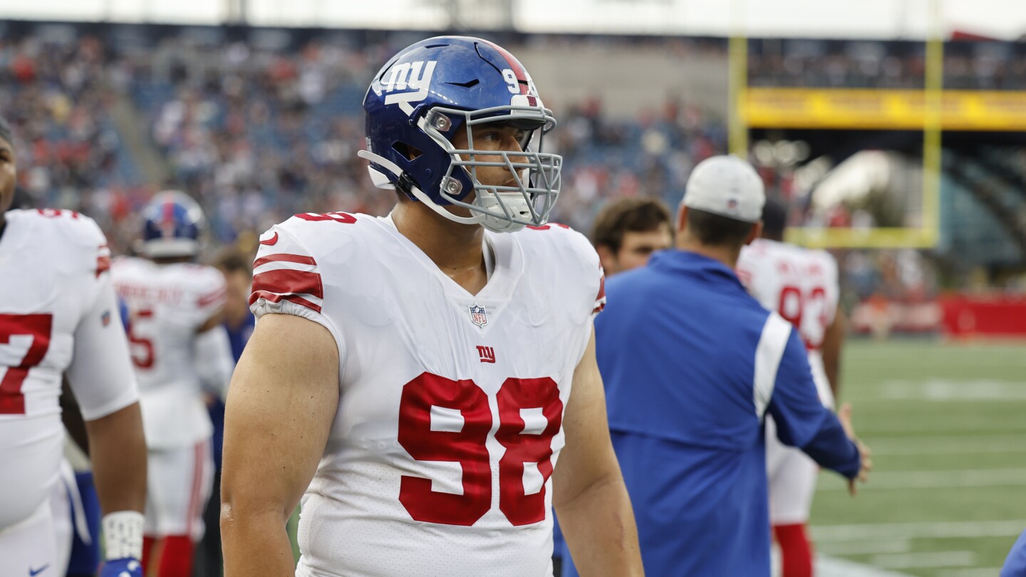 Commanders sign DT D.J. Davidson