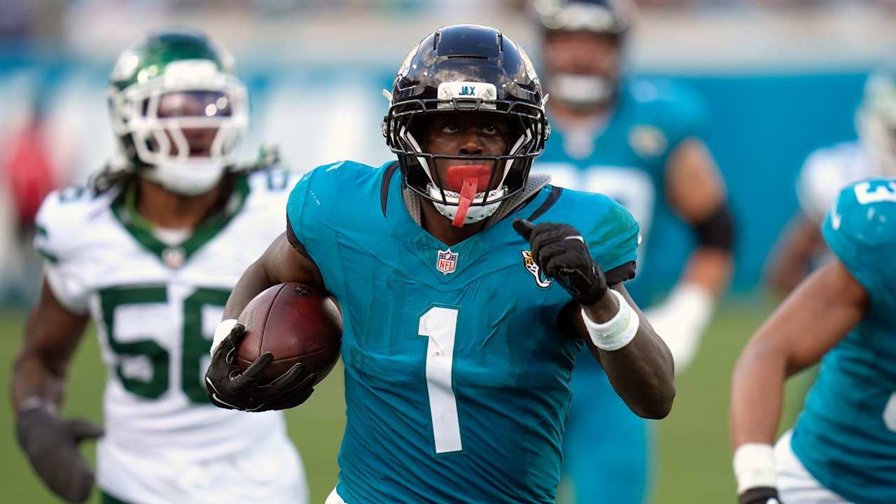 Travis Etienne Jr., Saints agree to terms