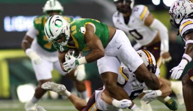 Oregon tight end Kenyon Sadiq's a rare athlete, bringing plenty of options
