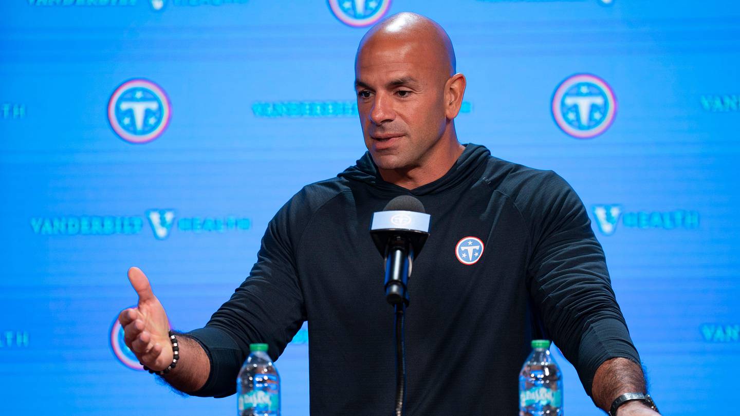 Robert Saleh Had the Perfect Reaction to Playing New York Jets in Week 1