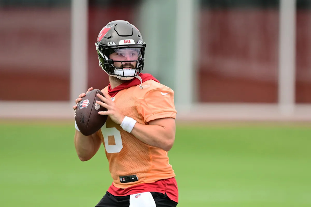 Bucs labeled as biggest threat for the Panthers in the NFC South