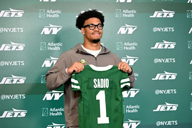 Jets first-round draft pick Kenyon Sadiq speaks to the media in Florham Park, NJ. Bill Kostroun/New York Post