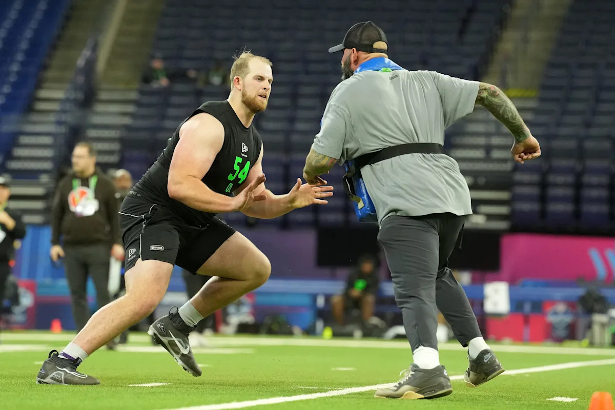 Ex-UW CB Prysock, OL Willis Sign San Francisco 49ers Rookie Contracts