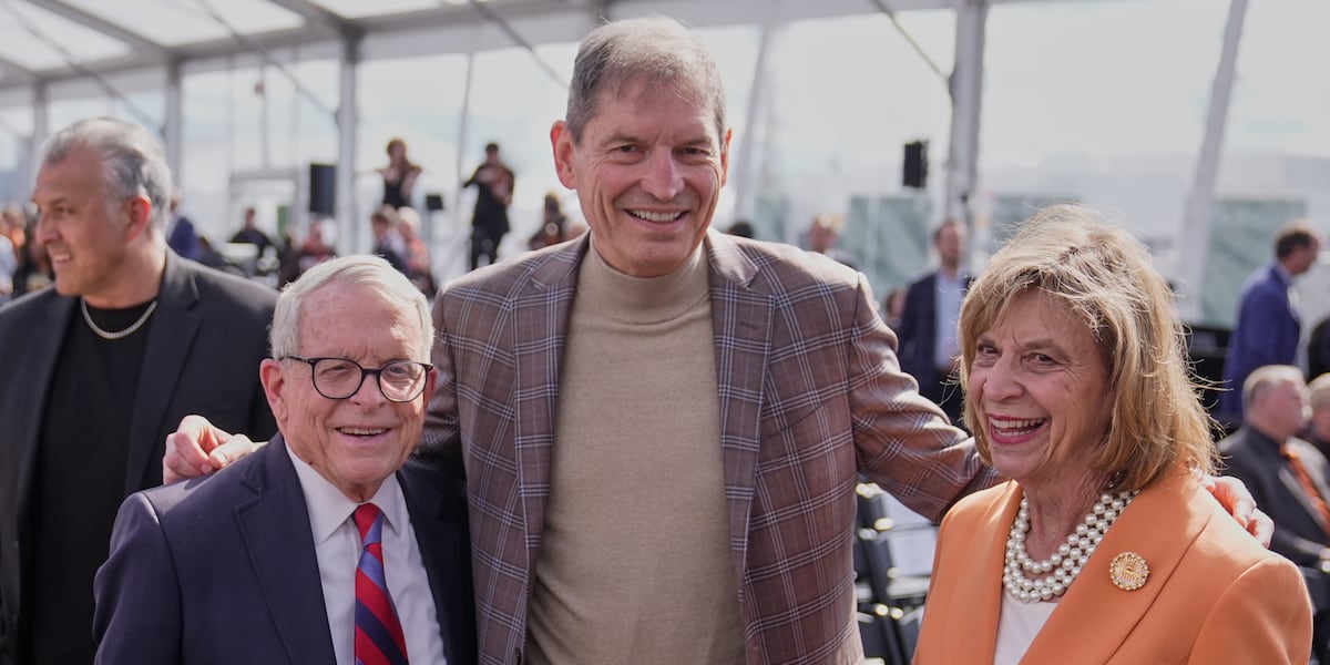 Cleveland Browns legend Bernie Kosar back in hospital months after liver transplant