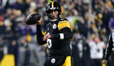 Steelers Players React to Aaron Rodgers Returning