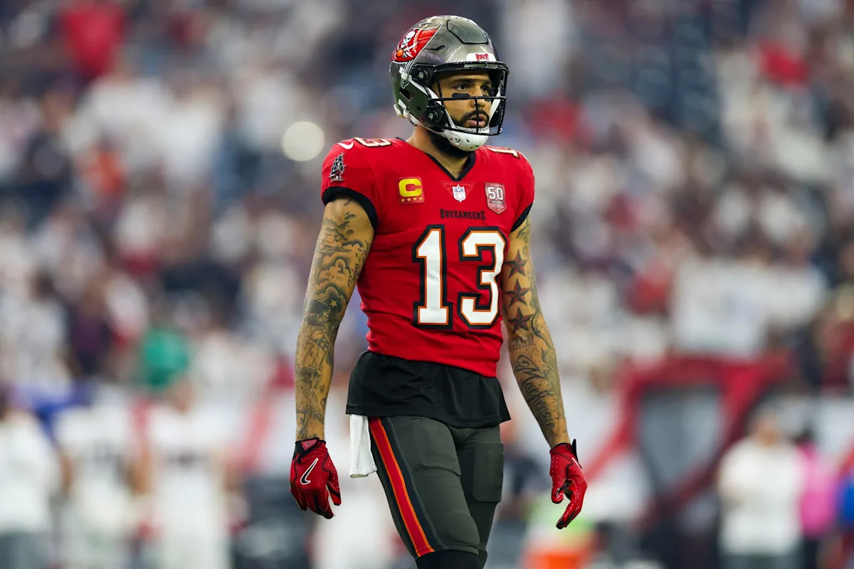 Kyle Shanahan Sends Clear Message to Mike Evans Ahead of First Year With 49ers