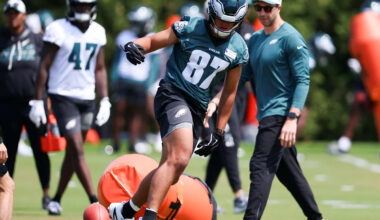 Eagles sign second-round pick Eli Stowers to rookie deal