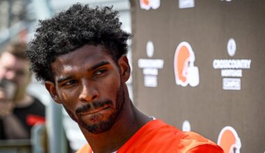 Shedeur Sanders ‘went through hell’ in rookie season with Browns, his dad says