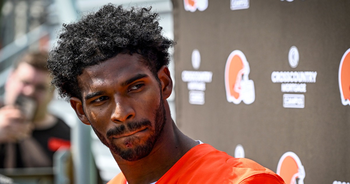 Shedeur Sanders ‘went through hell’ in rookie season with Browns, his dad says
