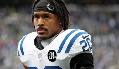 Commanders' defender says ChatGPT helped him choose jersey number