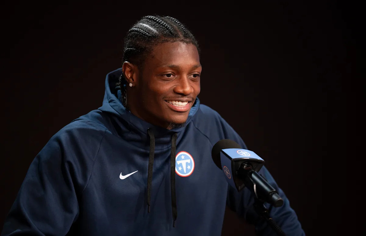 Titans' Cedric Gray is already on the Carnell Tate bandwagon