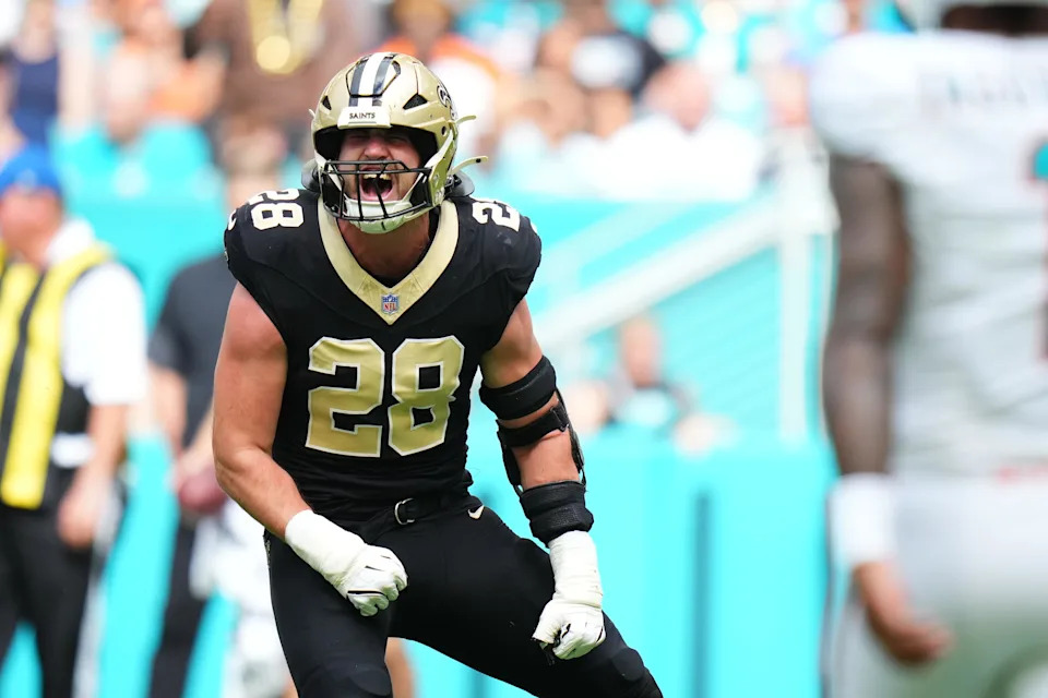 Nov 30, 2025; Miami Gardens, Florida, USA; <a class="link " href="https://sports.yahoo.com/nfl/teams/new-orleans/" data-i13n="sec:content-canvas;subsec:anchor_text;elm:context_link" data-ylk="slk:New Orleans Saints;sec:content-canvas;subsec:anchor_text;elm:context_link;itc:0" data-yga="{"yLinkElement":"context_link","yModuleName":"content-canvas","yLinkText":"New Orleans Saints","ySubModuleName":"anchor_text","yHasCommerce":false}">New Orleans Saints</a> linebacker <a class="link " href="https://sports.yahoo.com/nfl/players/41914/" data-i13n="sec:content-canvas;subsec:anchor_text;elm:context_link" data-ylk="slk:Danny Stutsman;sec:content-canvas;subsec:anchor_text;elm:context_link;itc:0" data-yga="{"yLinkElement":"context_link","yModuleName":"content-canvas","yLinkText":"Danny Stutsman","ySubModuleName":"anchor_text","yHasCommerce":false}">Danny Stutsman</a> (28) reacts after making a tackle against the <a class="link " href="https://sports.yahoo.com/nfl/teams/miami/" data-i13n="sec:content-canvas;subsec:anchor_text;elm:context_link" data-ylk="slk:Miami Dolphins;sec:content-canvas;subsec:anchor_text;elm:context_link;itc:0" data-yga="{"yLinkElement":"context_link","yModuleName":"content-canvas","yLinkText":"Miami Dolphins","ySubModuleName":"anchor_text","yHasCommerce":false}">Miami Dolphins</a> during the first half at Hard Rock Stadium. Mandatory Credit: Rich Storry-Imagn Images | Rich Storry-Imagn Images
