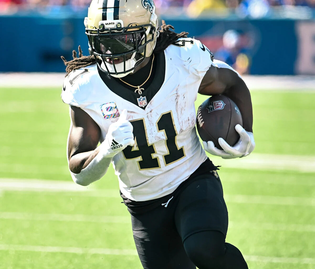 Alvin Kamara 'couldn't be happier' about Saints' Travis Etienne Jr. signing