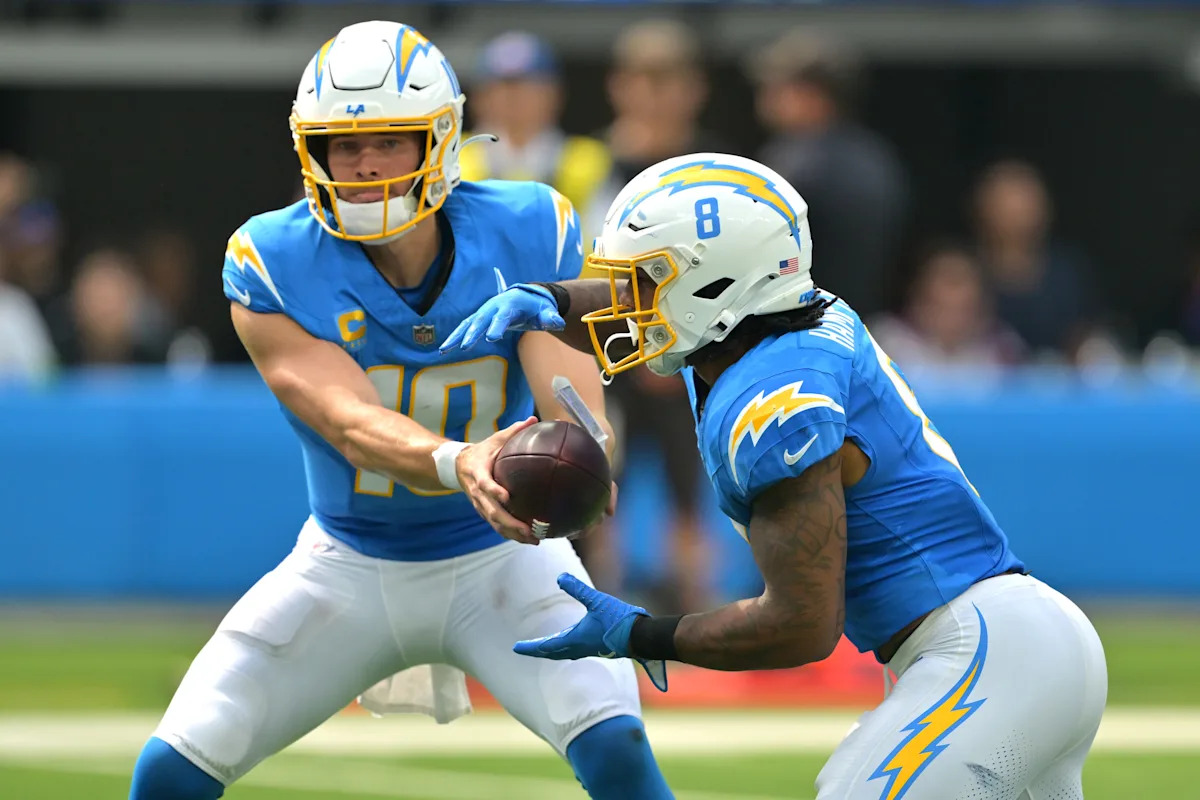 PFF suggests Jaguars sign former Pro Bowl running back