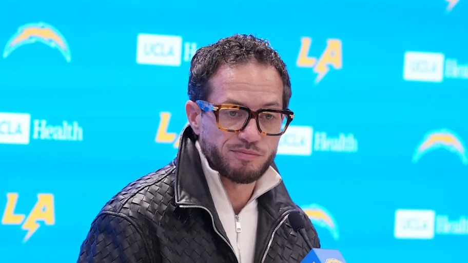 Los Angeles Chargers offensive coordinator Mike McDaniel