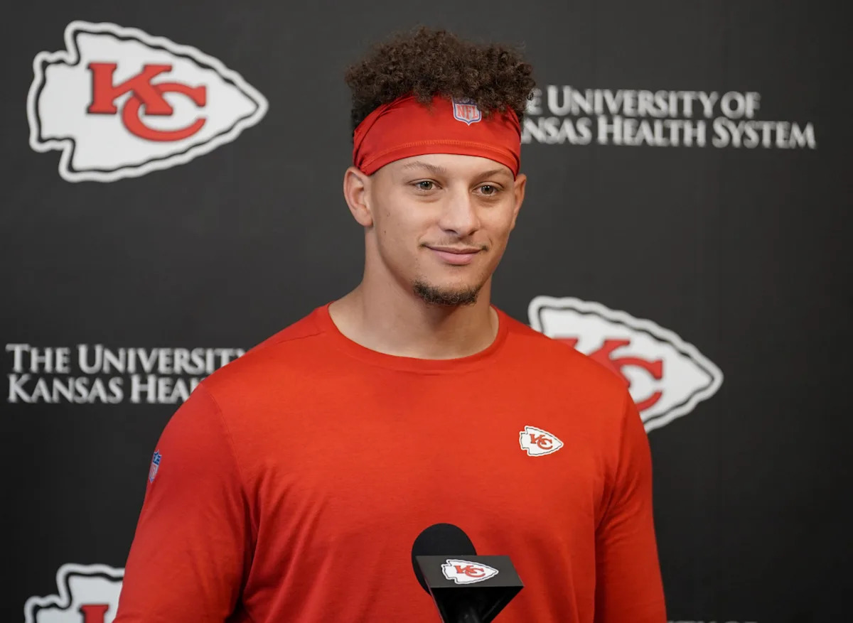 Kansas City Chiefs share first video of Patrick Mahomes from OTAs, and it shows exactly how far along he is