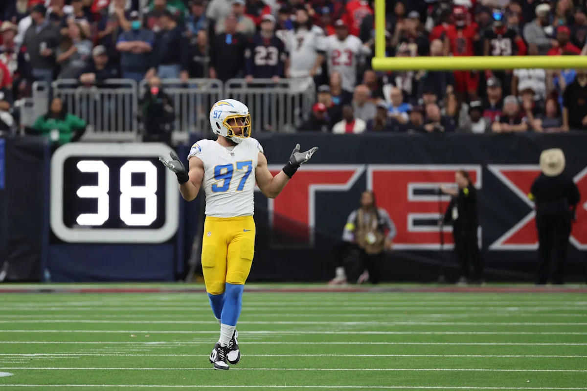 One More OLB Addition Makes Sense for the Vikings