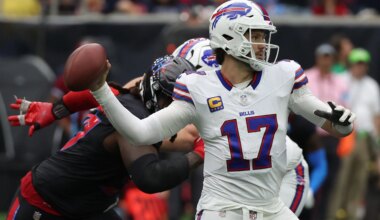 Texans viewed as early home 'underdogs' vs. Bills in Week 1