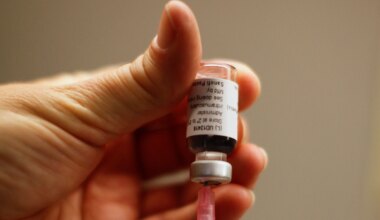 Former Cowboys lineman claims widespread steroid use in 1980s NFL