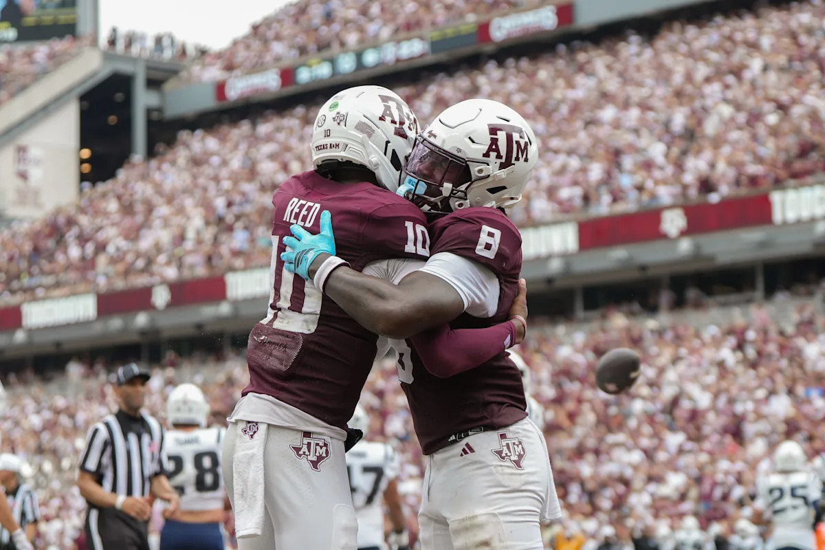 Watch Texas A&M players 'describe their positions without speaking'