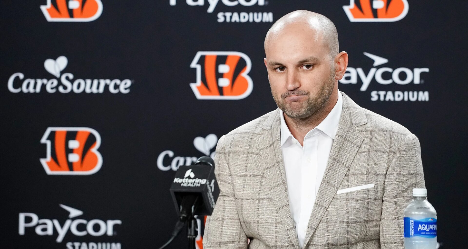 Bengals cap space, depth chart will prevent most trades for now