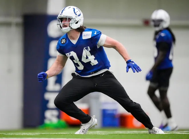 Indianapolis Colts wide receiver Ben Nikkel (34) rushes up the field Wednesday, May 27, 2026, during practice at the Indiana Farm Bureau Football Center in Indianapolis.