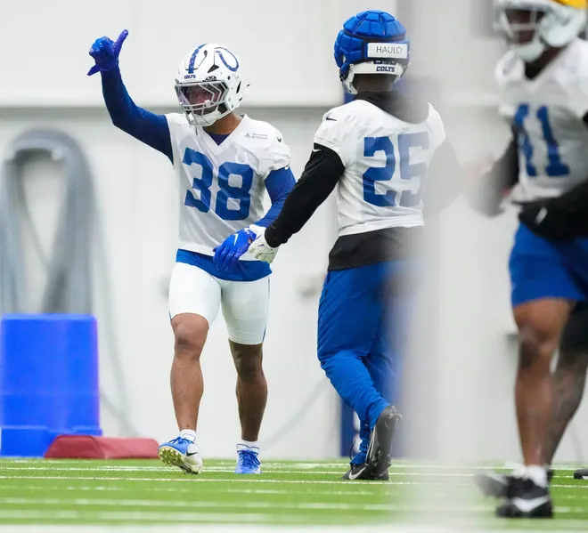 Indianapolis Colts safety Jonathan Owens (38) walks on the field Wednesday, May 27, 2026, during practice at the Indiana Farm Bureau Football Center in Indianapolis.