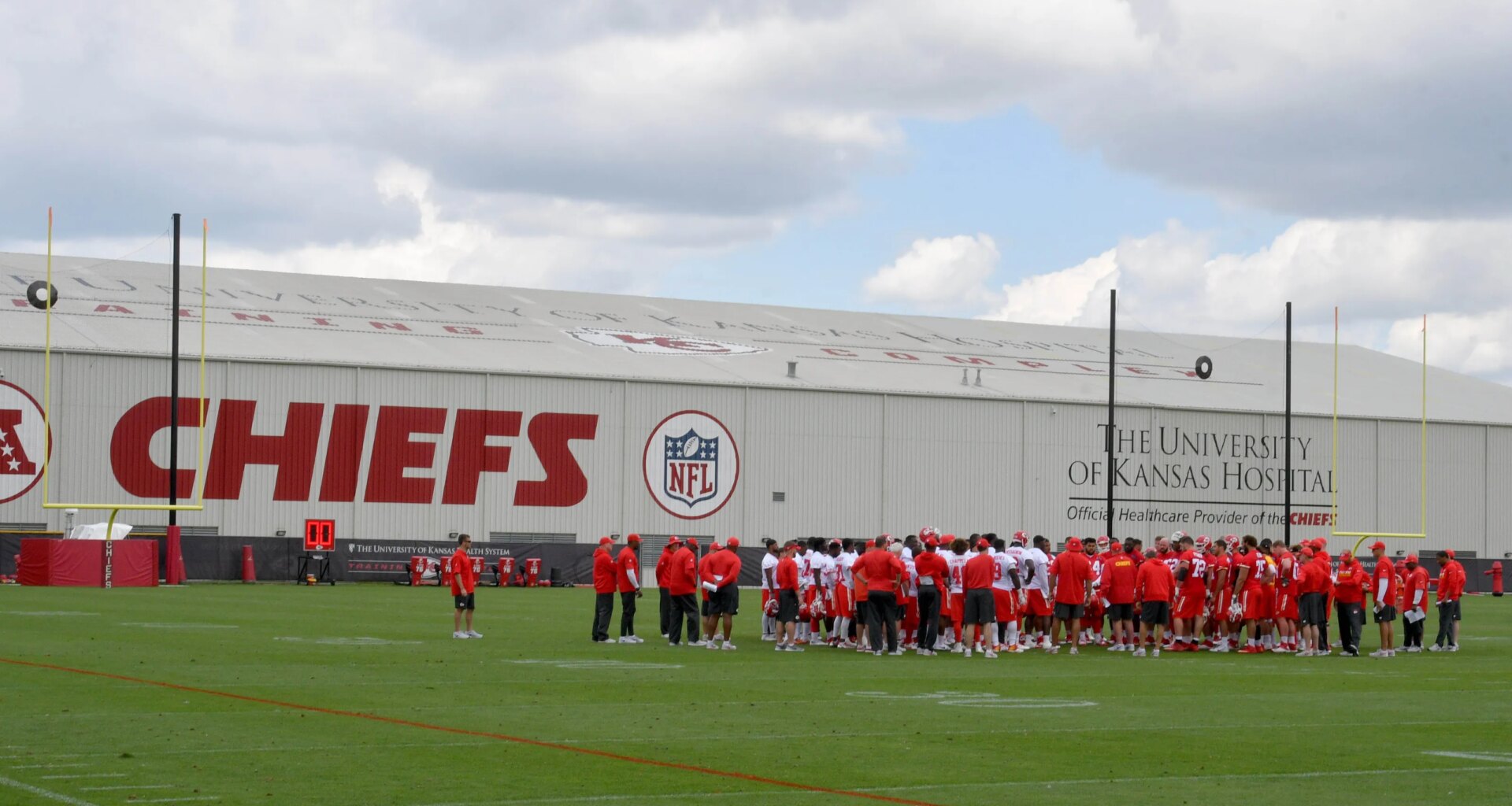 Chiefs OTAs: KC releases impressive footage from offseason practice