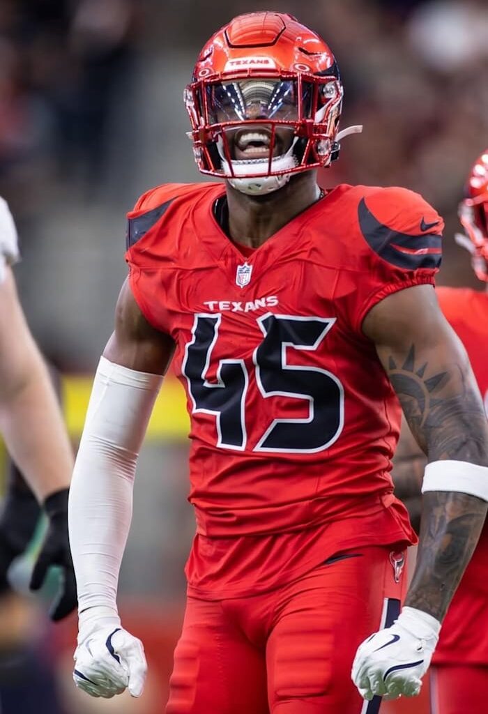 Texans’ E.J. Speed partially tore quadriceps, tendon, to have surgery, expected back during season