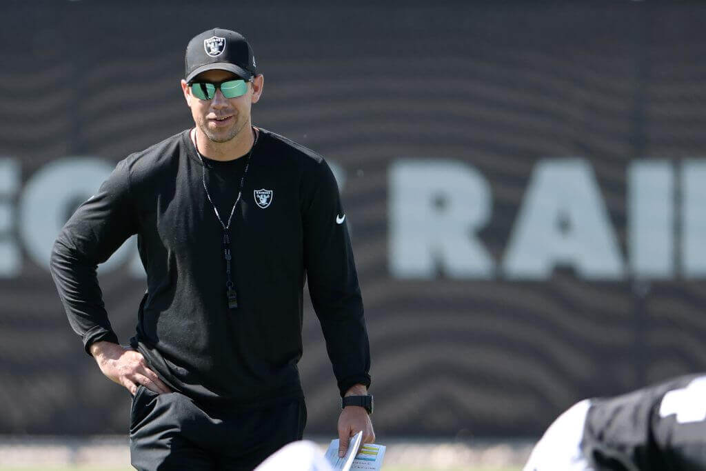 AFC West win total projections: How high can Klint Kubiak and the Raiders go?