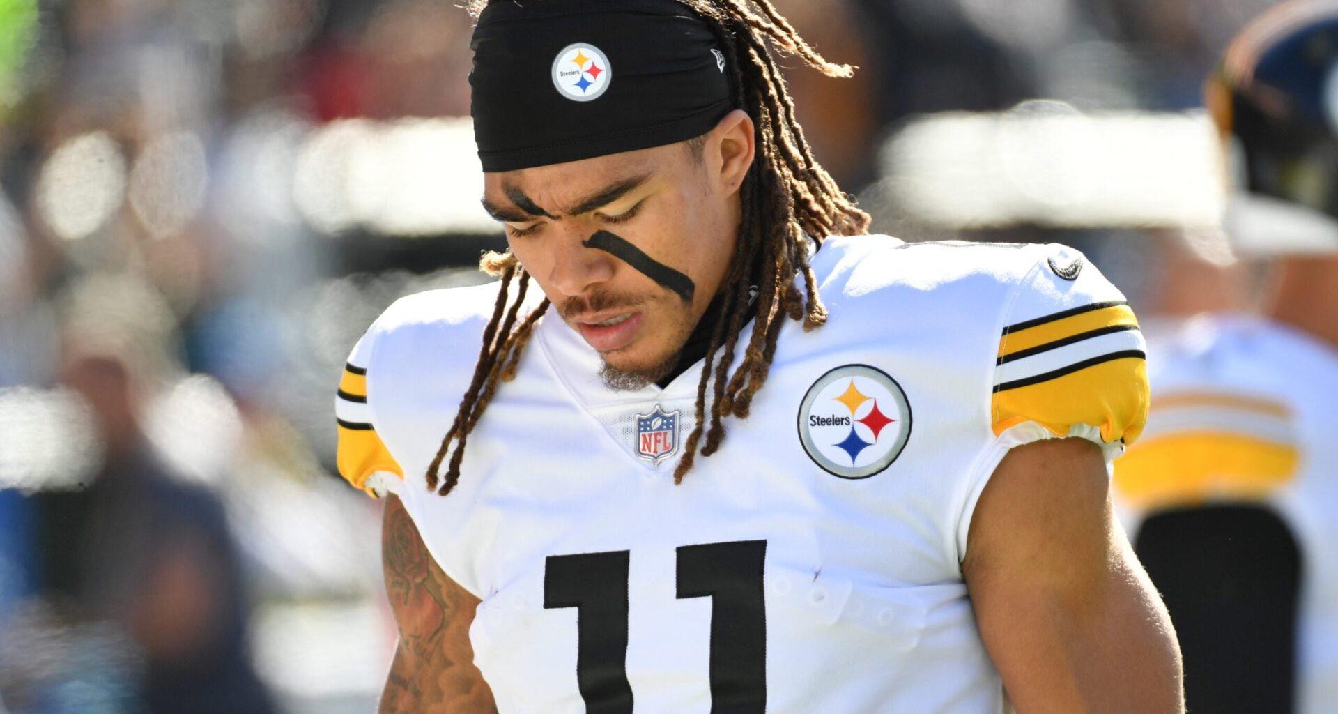 Oct 30, 2022; Philadelphia, Pennsylvania, USA; Pittsburgh Steelers wide receiver Chase Claypool (11) on the sidelines against the Philadelphia Eagles at Lincoln Financial Field.